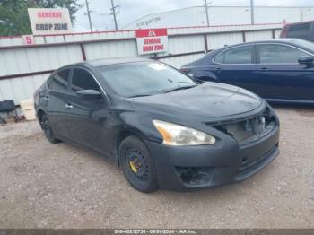  Salvage Nissan Altima