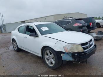  Salvage Dodge Avenger