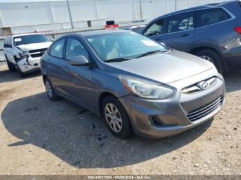  Salvage Hyundai ACCENT