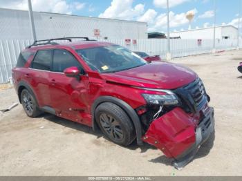  Salvage Nissan Pathfinder