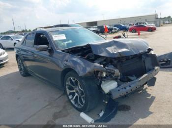  Salvage Chrysler 300