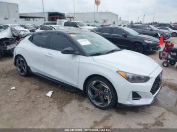  Salvage Hyundai VELOSTER