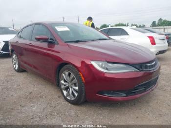  Salvage Chrysler 200