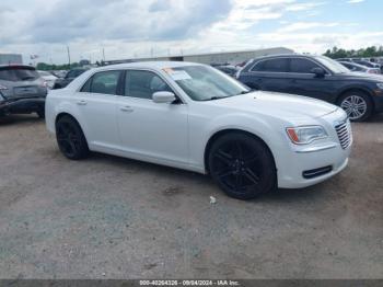  Salvage Chrysler 300