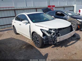  Salvage Nissan Altima