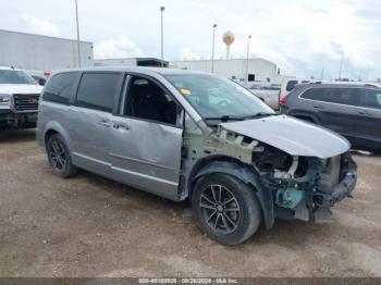  Salvage Dodge Grand Caravan