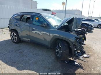  Salvage Hyundai TUCSON