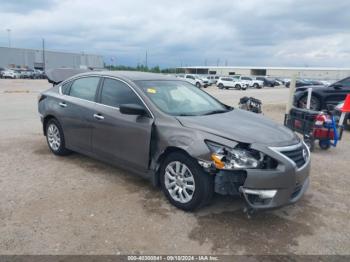  Salvage Nissan Altima