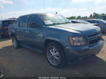  Salvage Chevrolet Avalanche 1500