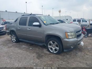  Salvage Chevrolet Avalanche 1500