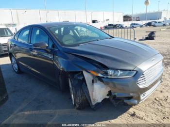  Salvage Ford Fusion