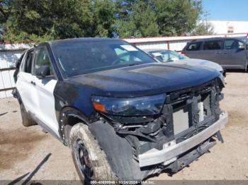  Salvage Ford Police Interceptor Utilit