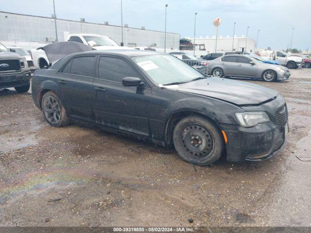  Salvage Chrysler 300