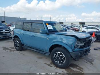  Salvage Ford Bronco