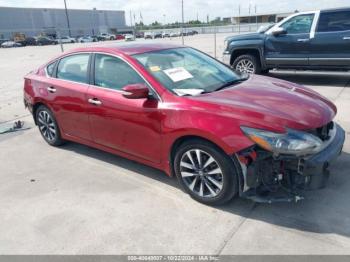  Salvage Nissan Altima