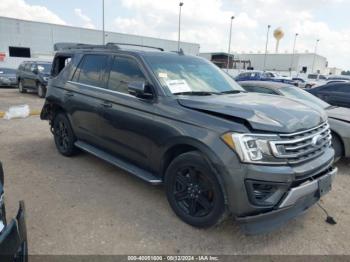  Salvage Ford Expedition