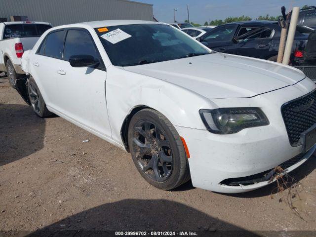  Salvage Chrysler 300