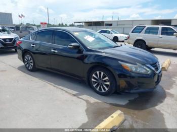  Salvage Nissan Altima