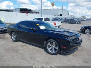  Salvage Dodge Challenger