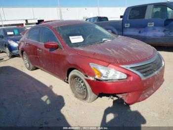  Salvage Nissan Altima