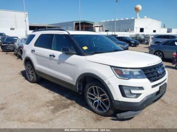  Salvage Ford Explorer