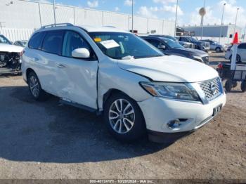  Salvage Nissan Pathfinder