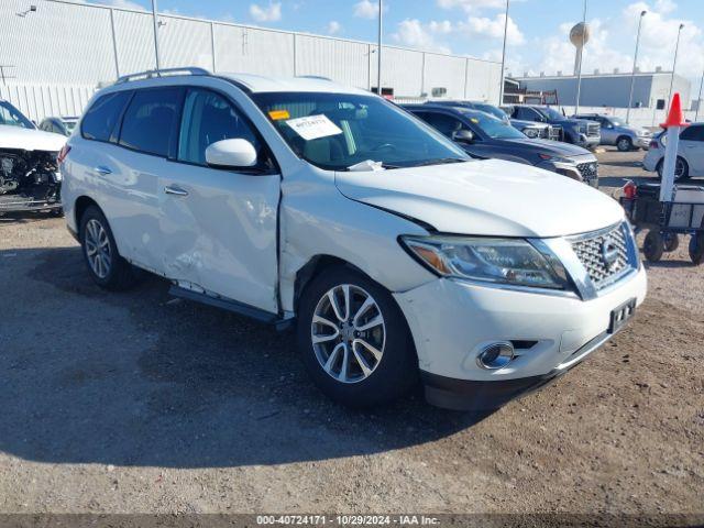  Salvage Nissan Pathfinder