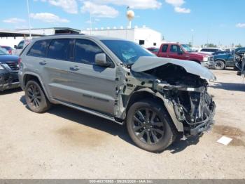  Salvage Jeep Grand Cherokee