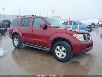  Salvage Nissan Pathfinder