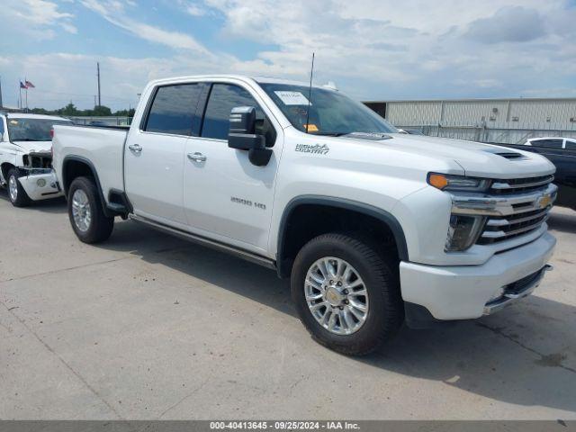  Salvage Chevrolet Silverado 2500