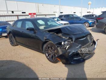  Salvage Chrysler 300