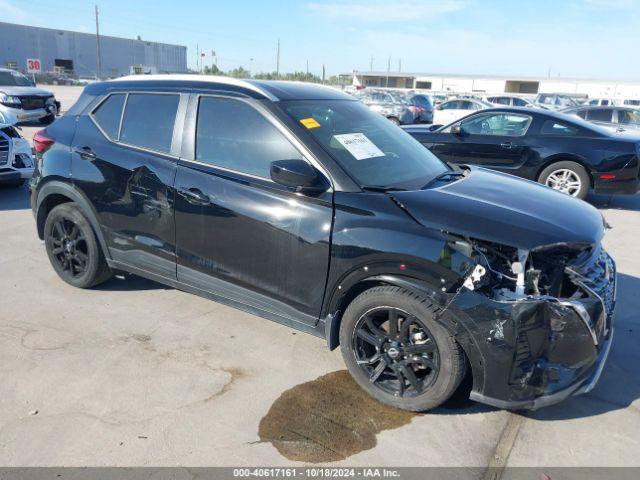  Salvage Nissan Kicks