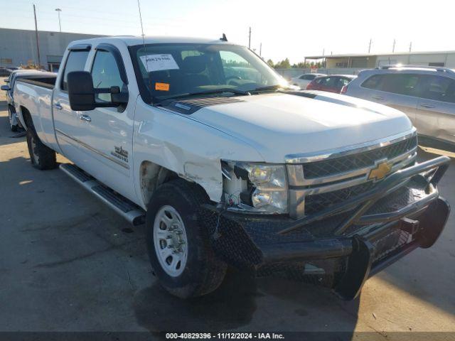  Salvage Chevrolet Silverado 2500