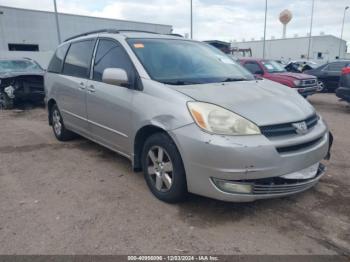  Salvage Toyota Sienna