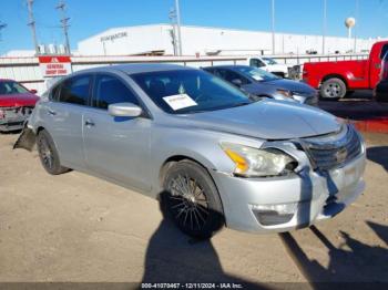  Salvage Nissan Altima