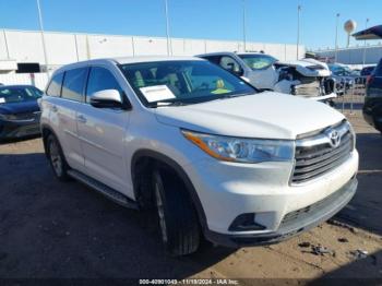  Salvage Toyota Highlander