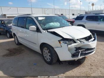  Salvage Chrysler Town & Country