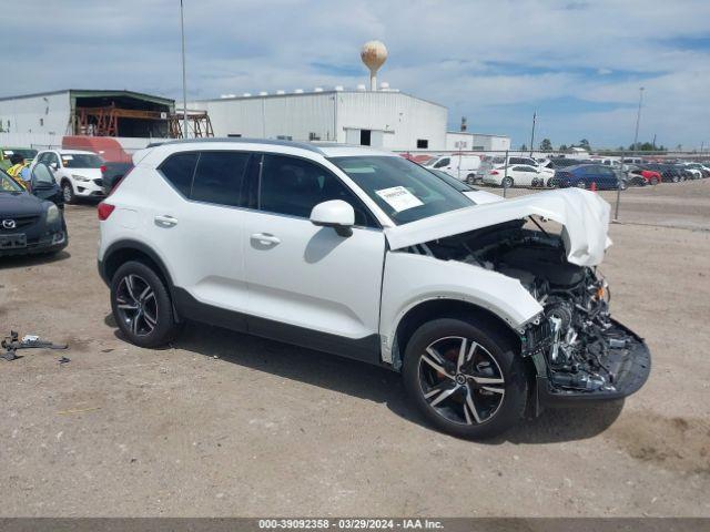  Salvage Volvo XC40