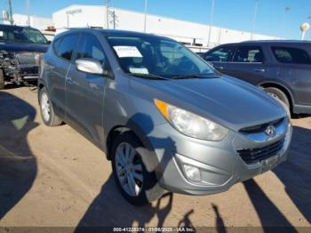  Salvage Hyundai TUCSON