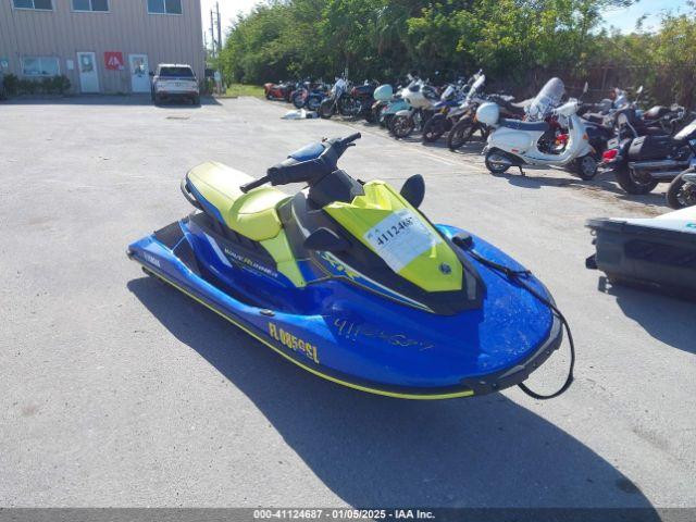  Salvage Yamaha Waverunner