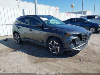  Salvage Hyundai TUCSON