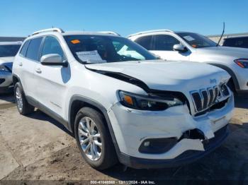  Salvage Jeep Cherokee