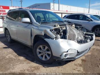  Salvage Toyota Highlander