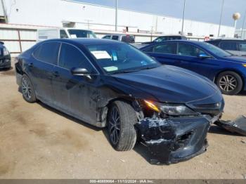  Salvage Toyota Camry