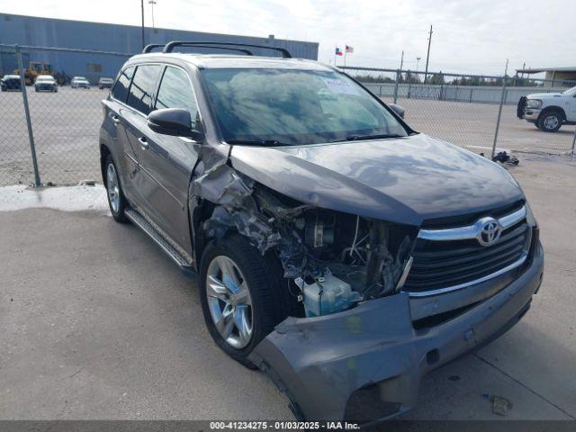  Salvage Toyota Highlander