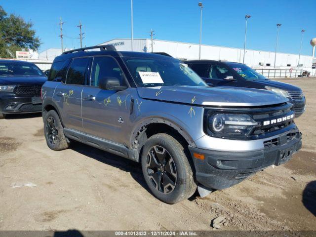  Salvage Ford Bronco