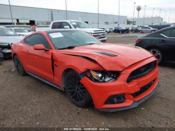  Salvage Ford Mustang