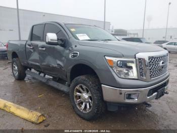  Salvage Nissan Titan