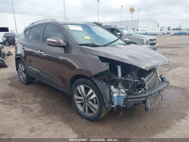  Salvage Hyundai TUCSON