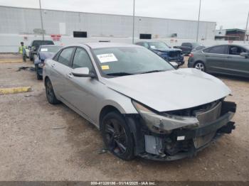  Salvage Hyundai ELANTRA